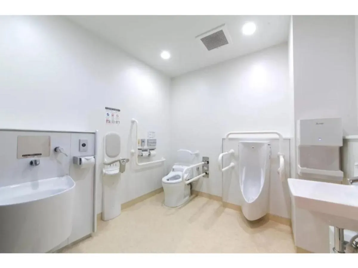R&B Hotel Shin Osaka Kitaguchi - Vacation Stay 40551V 0*,  Japan